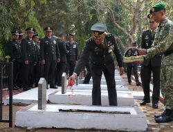 Tabur Bunga dan Peletakan Karangan Bunga, Jajaran Kodim Kuningan Kenang Jasa Para Pahlawan